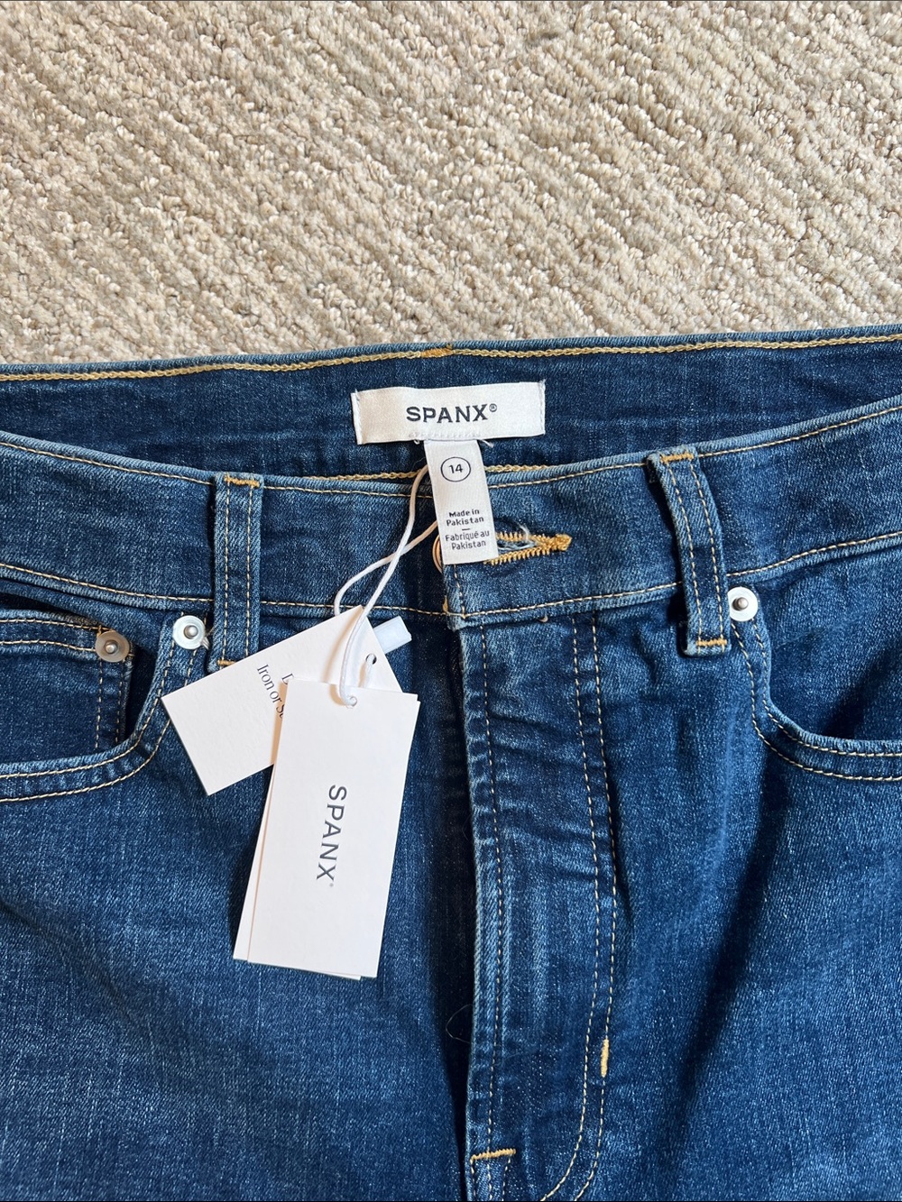 SPANX Blue Cropped Ankle Jeans - Picture 6 of 9